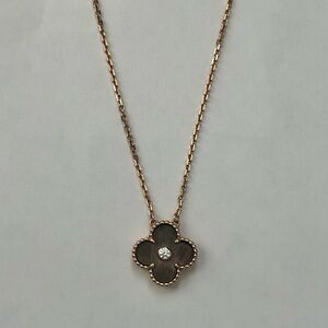 Van Cleef & Arpels Vintage Alhambra Diamond Grey MOP 2014 Holiday Pendant Gold